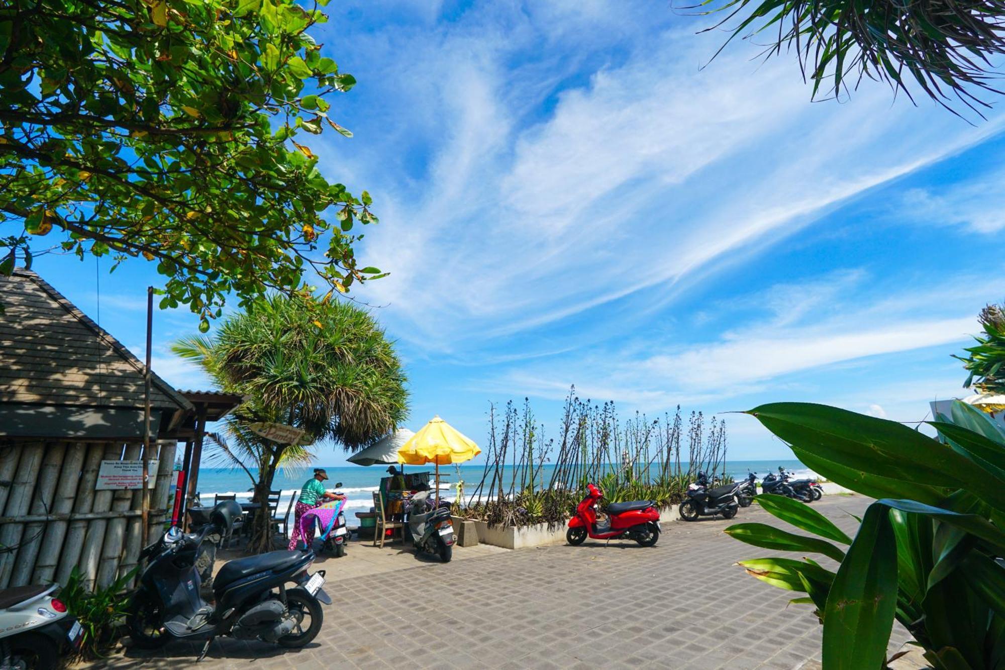 Tropical Beach House Bali Seminyak  Ngoại thất bức ảnh