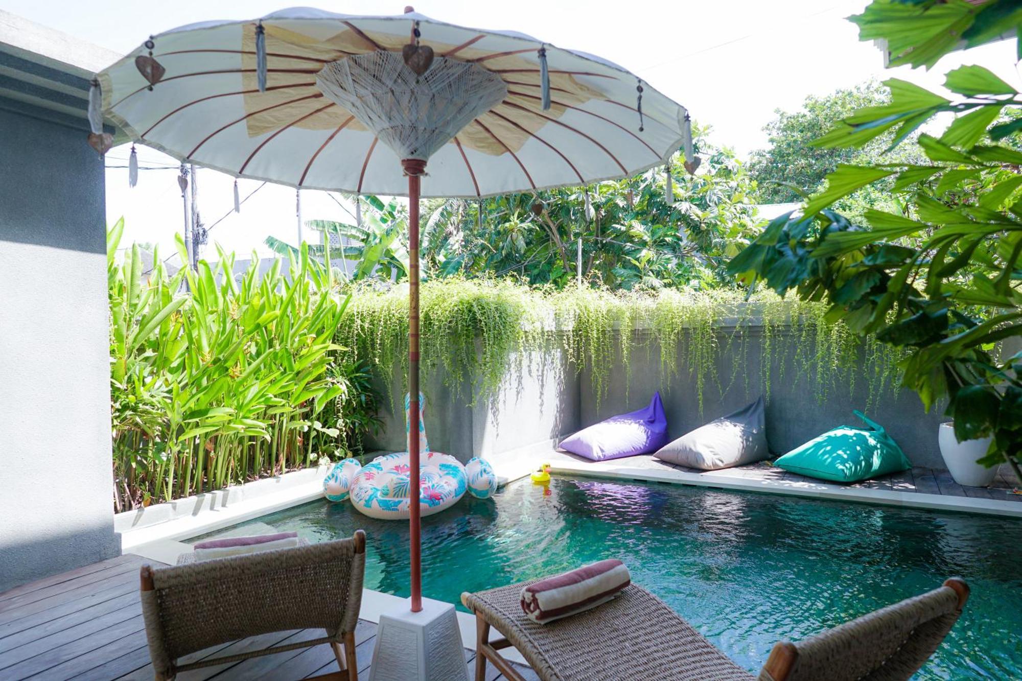 Tropical Beach House Bali Seminyak  Ngoại thất bức ảnh